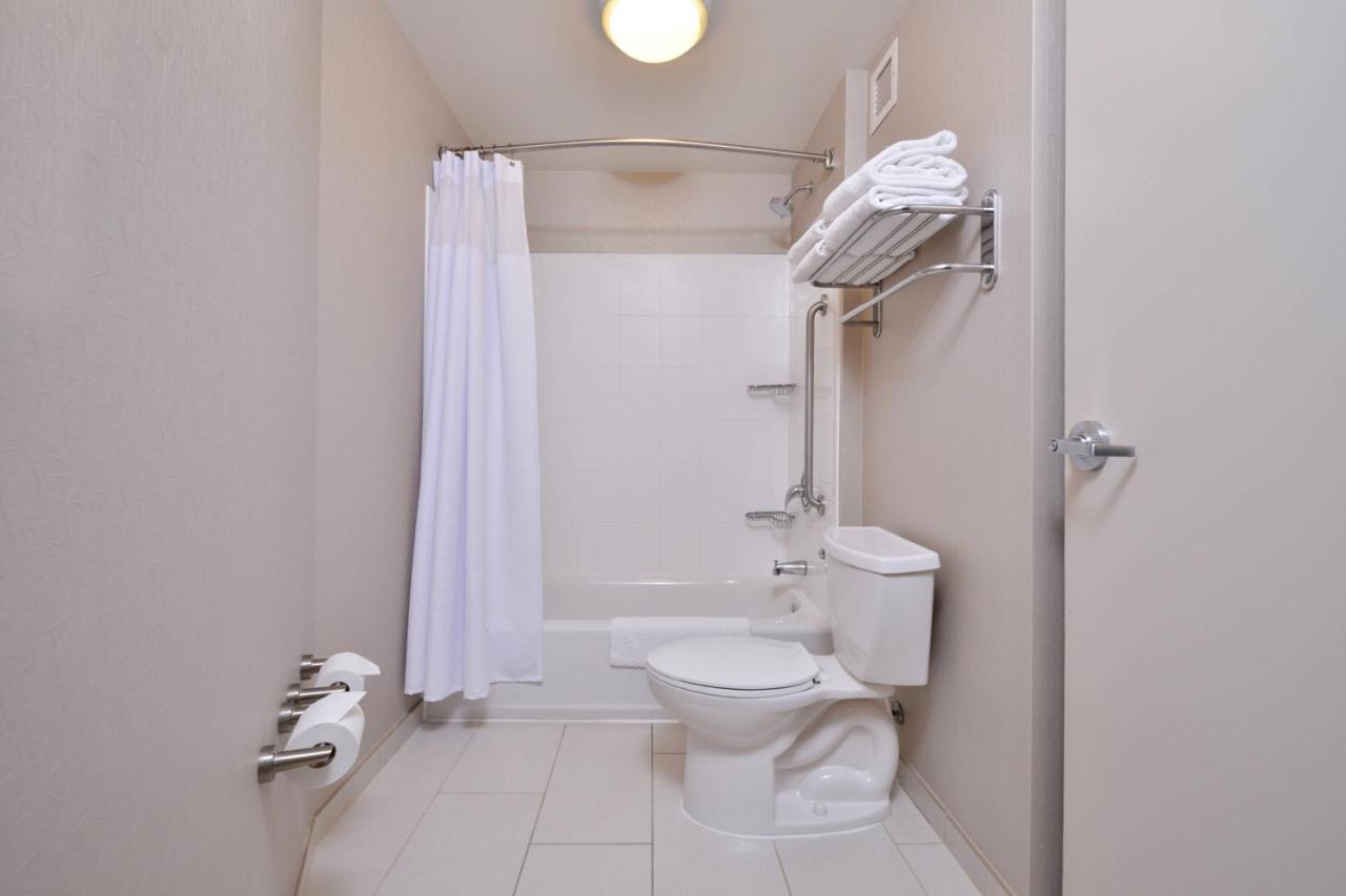 Springhill Suites Fairfax Fair Oaks Экстерьер фото