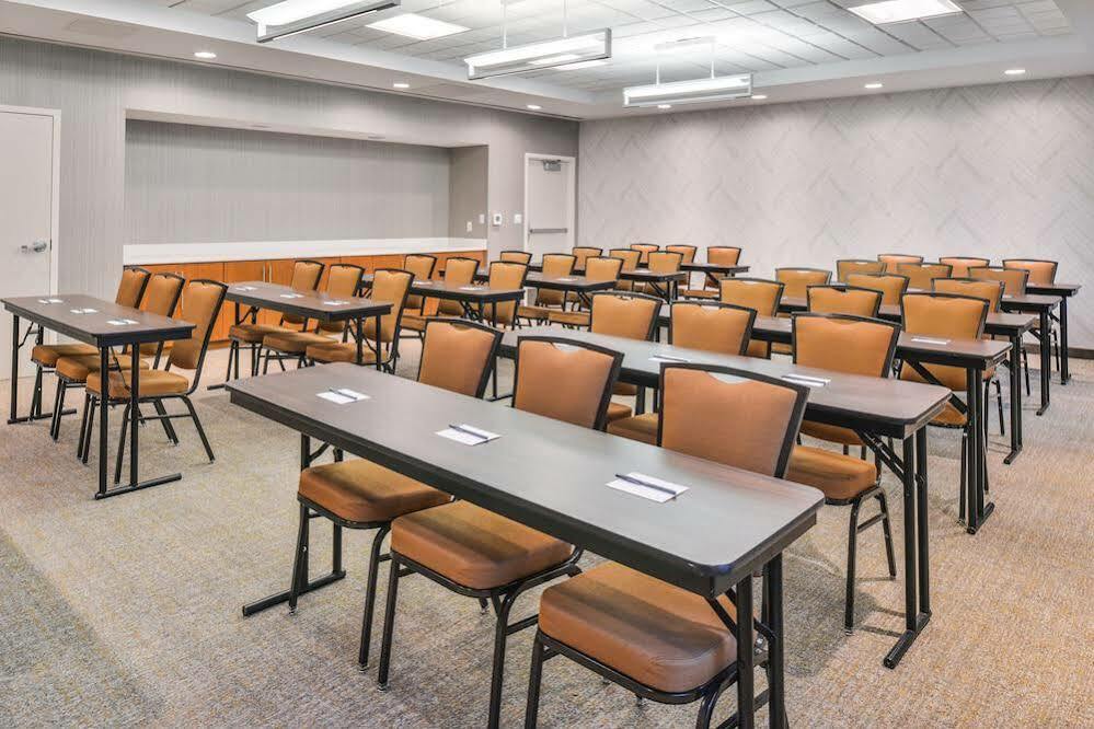 Springhill Suites Fairfax Fair Oaks Экстерьер фото